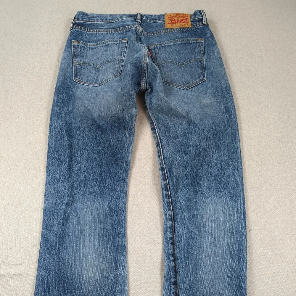 Levis 501 Jeans Mens 32x32 Blue Button Fly Classic American Western Acid Wash
